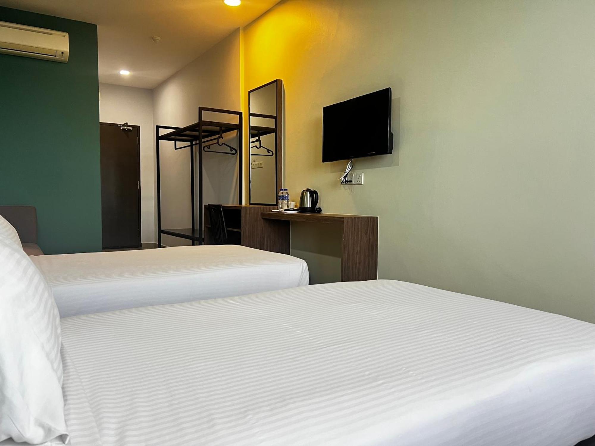 Sin Lien Hotel Kluang Bagian luar foto