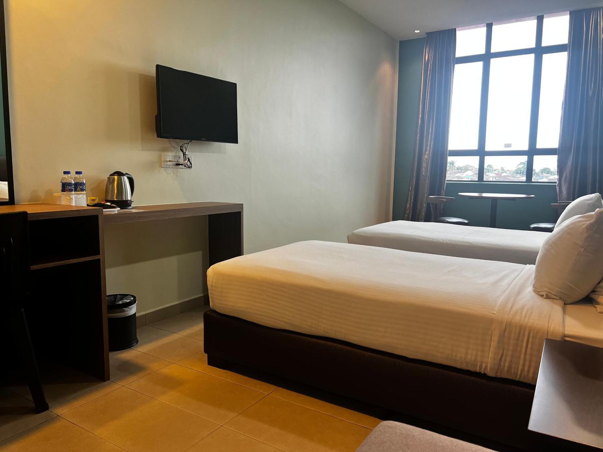 Sin Lien Hotel Kluang Bagian luar foto