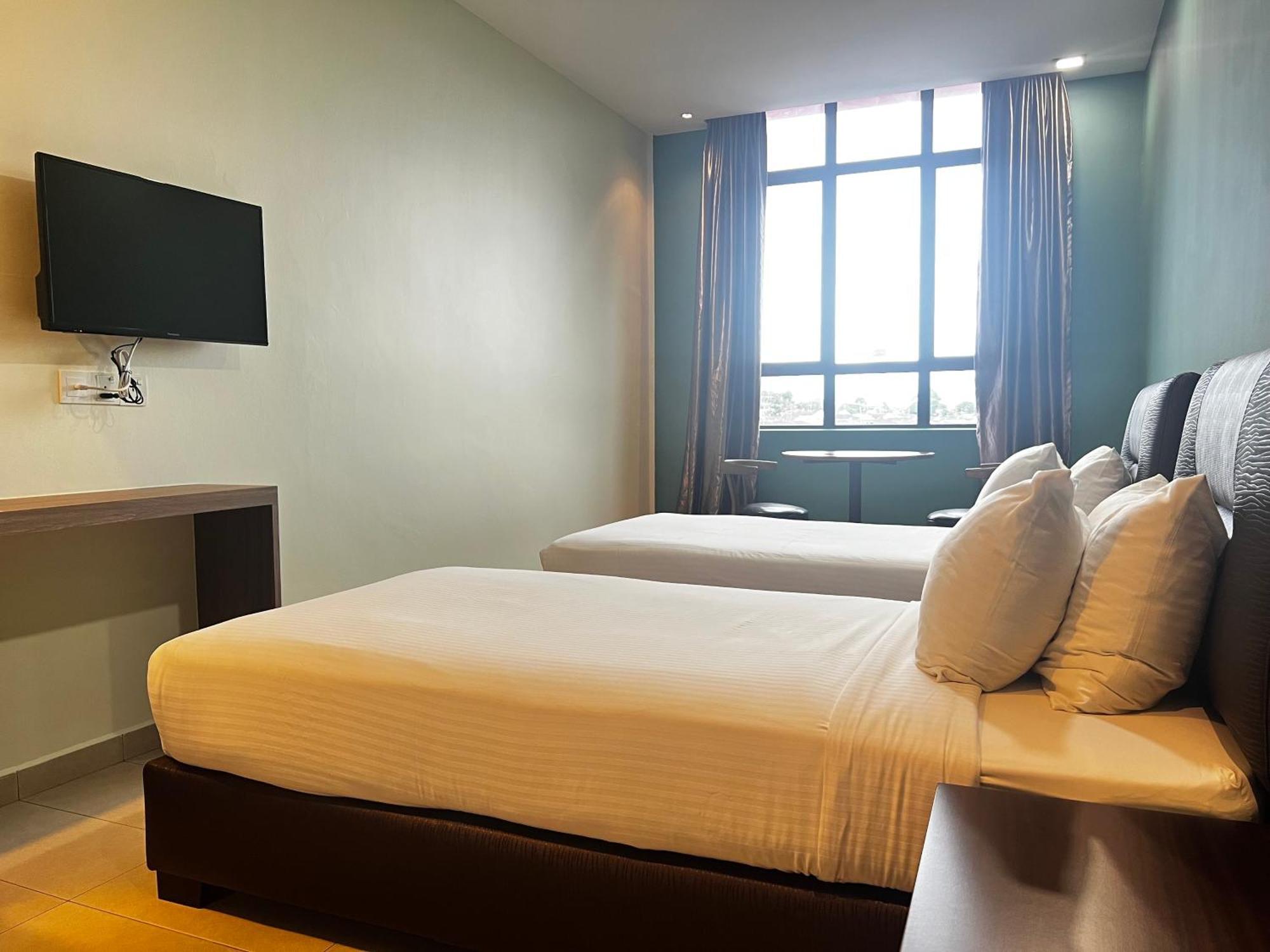 Sin Lien Hotel Kluang Bagian luar foto