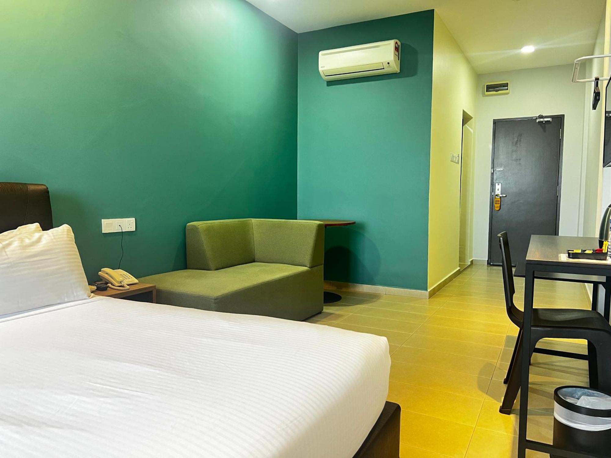 Sin Lien Hotel Kluang Bagian luar foto