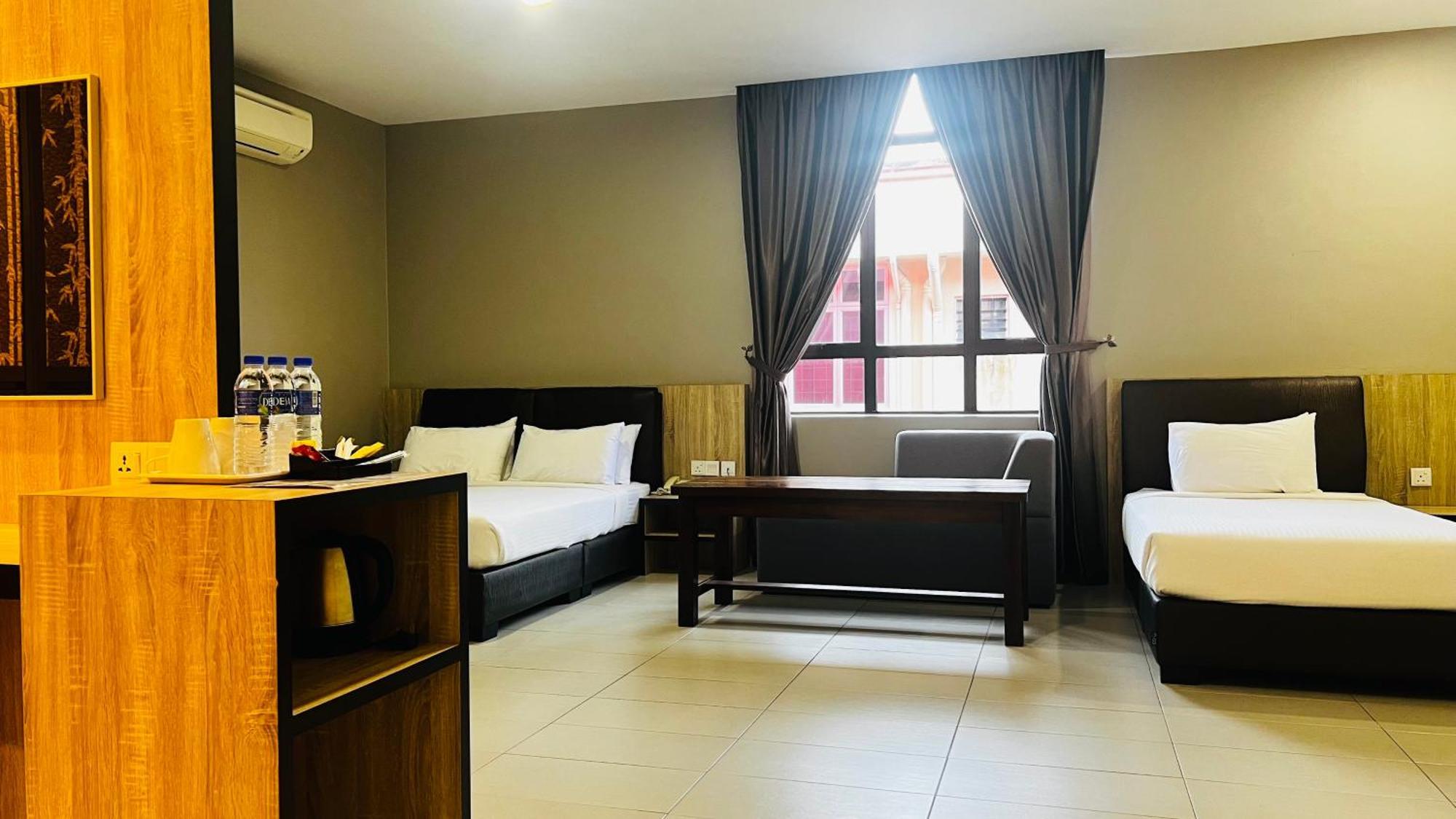 Sin Lien Hotel Kluang Bagian luar foto